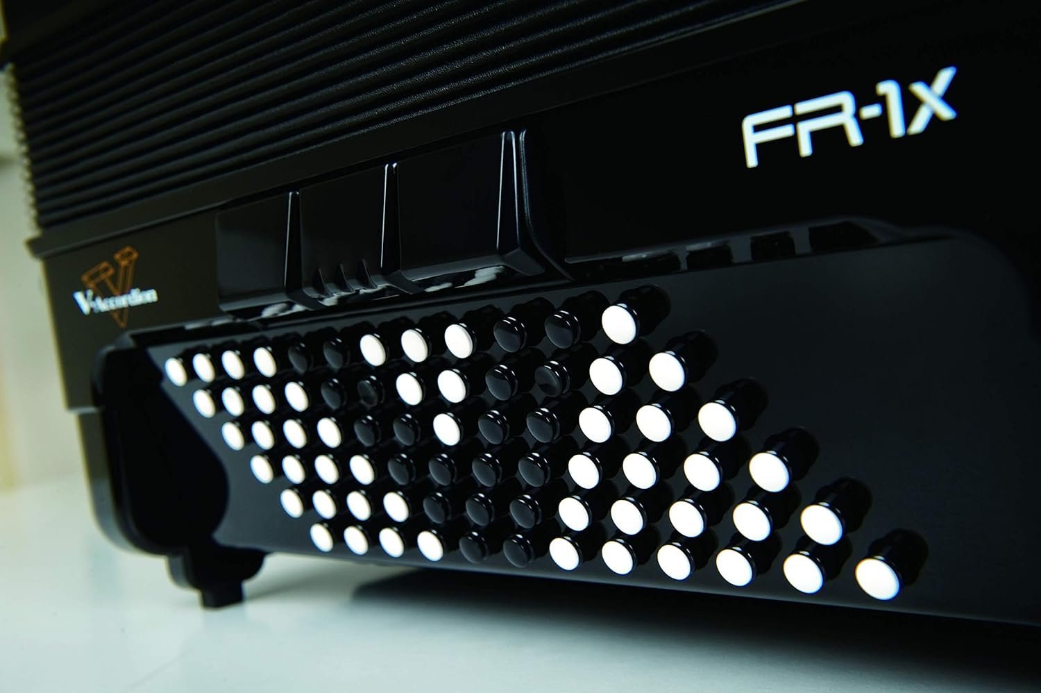 Roland FR-1X Premium V-Accordion Lite with 26 Piano Keys and Speakers, Black