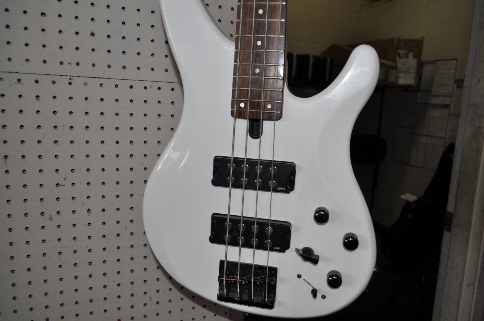 Yamaha TRBX174 Electric Bass Guitar White