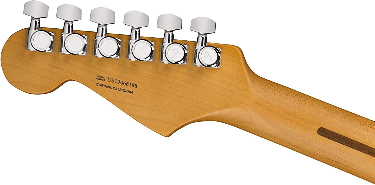 Fender American Ultra Stratocaster®, Maple Fingerboard, Texas Tea W Elite Molded Case