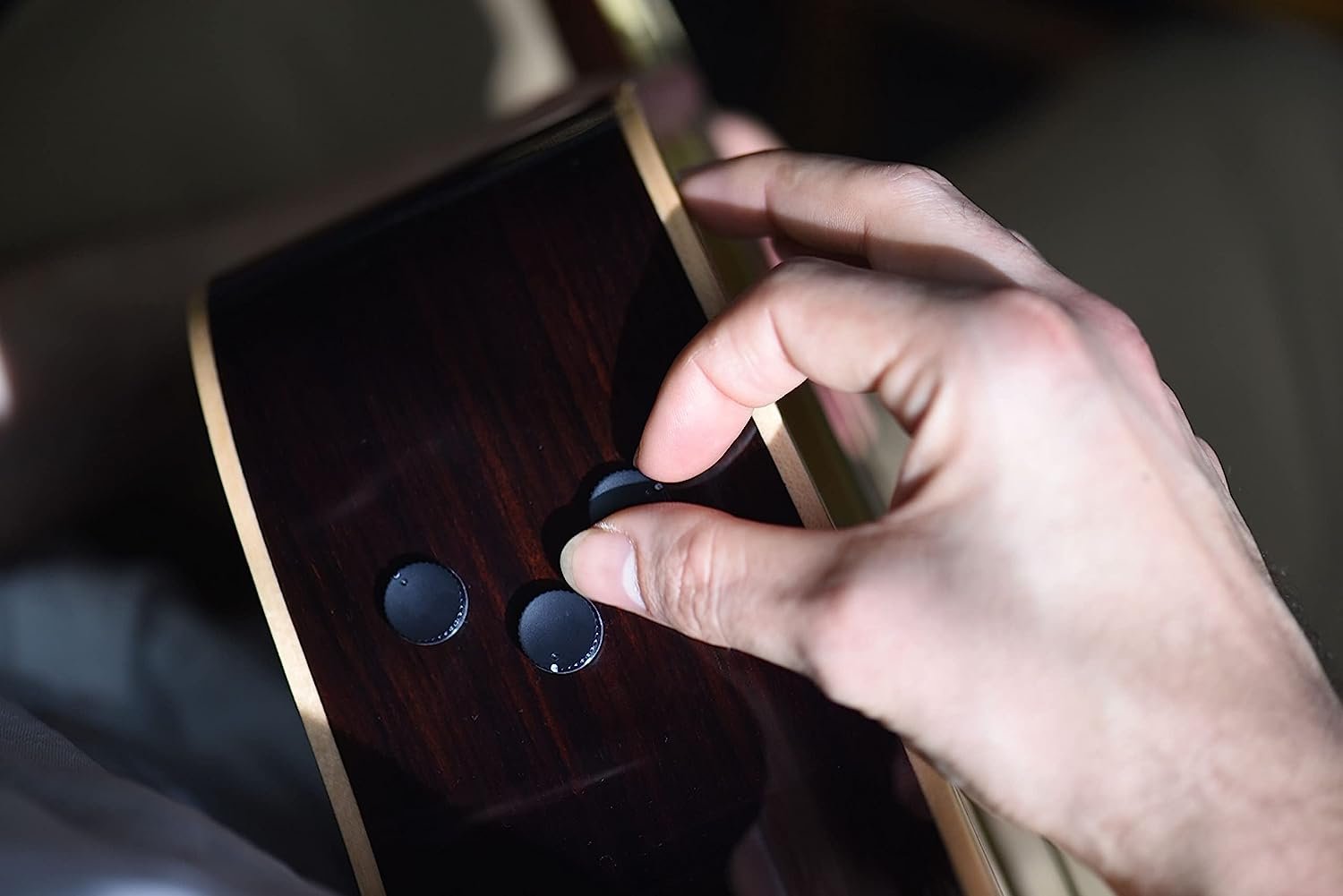 Yamaha FGC-TA Dreadnought Cutaway Transacoustic Guitar w/ Chorus and Reverb, Vintage Tint