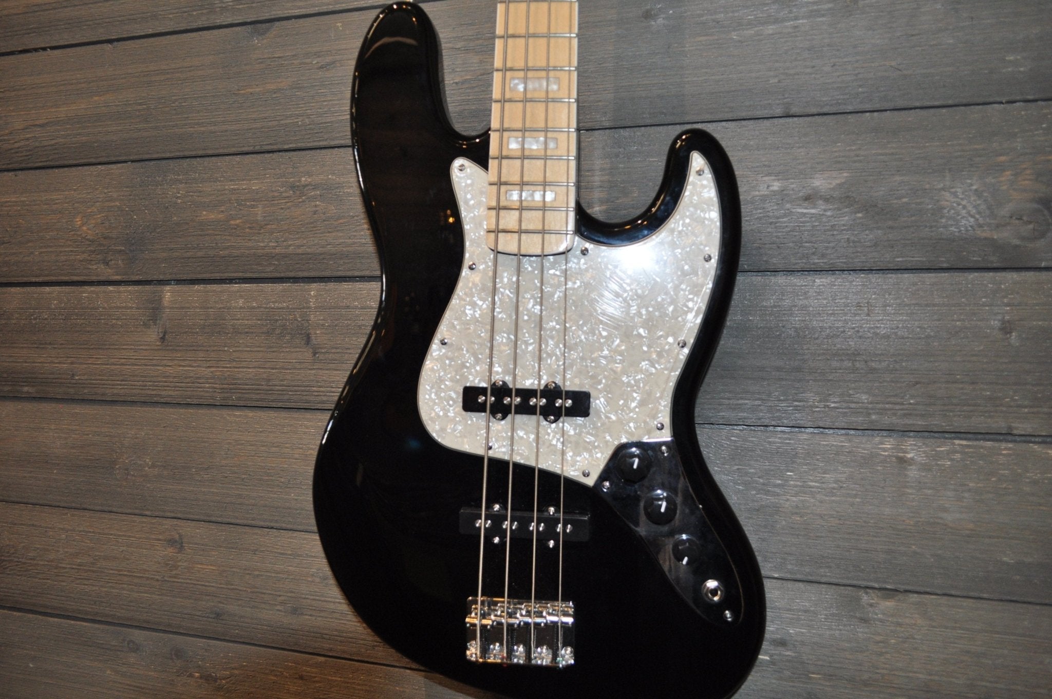 Replica Geddy Lee Jazz Bass Guitar Maple Neck, Black