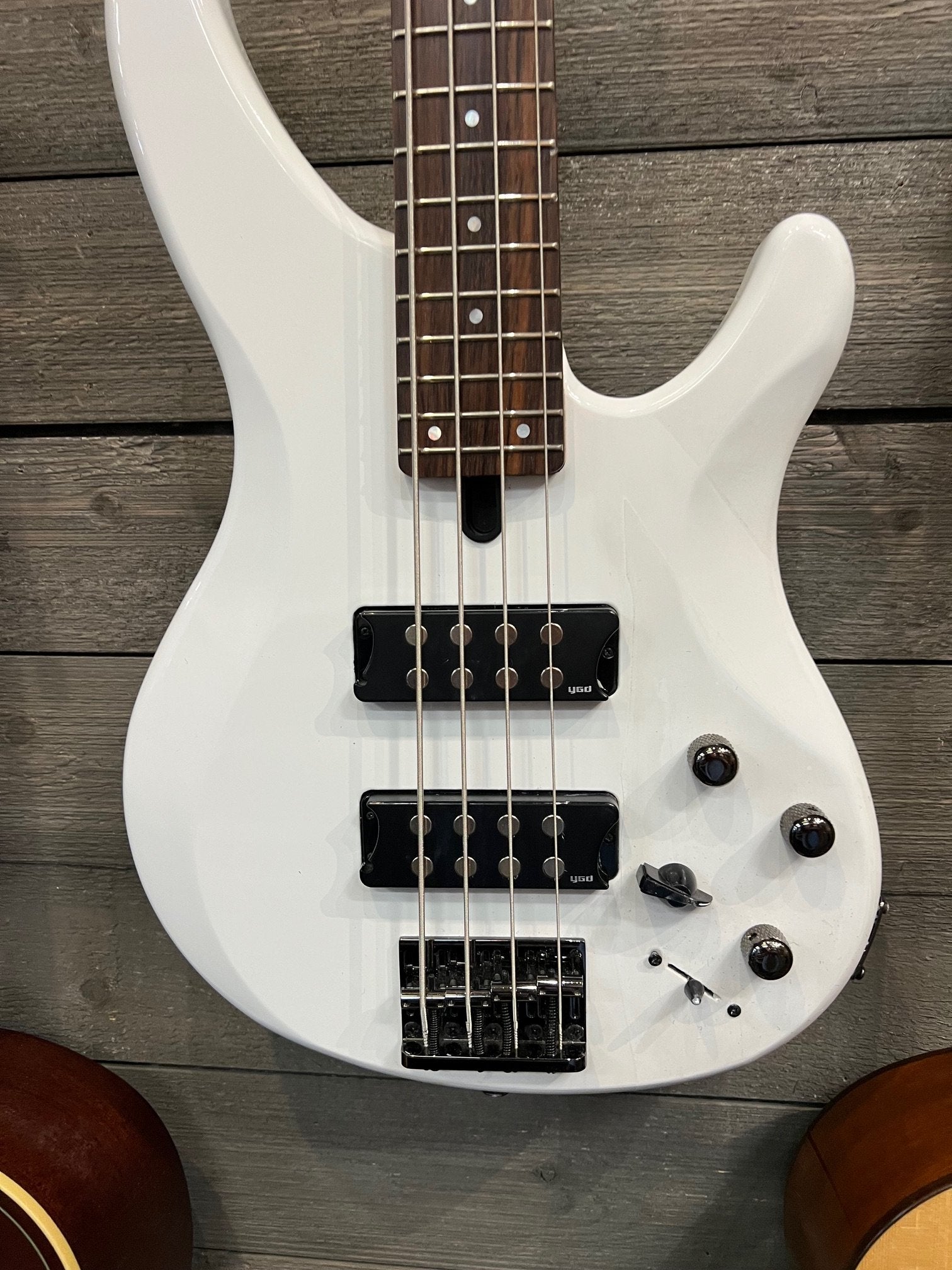 Yamaha 4 String Bass Guitar, Right Handed, White, (TRBX304 WH)