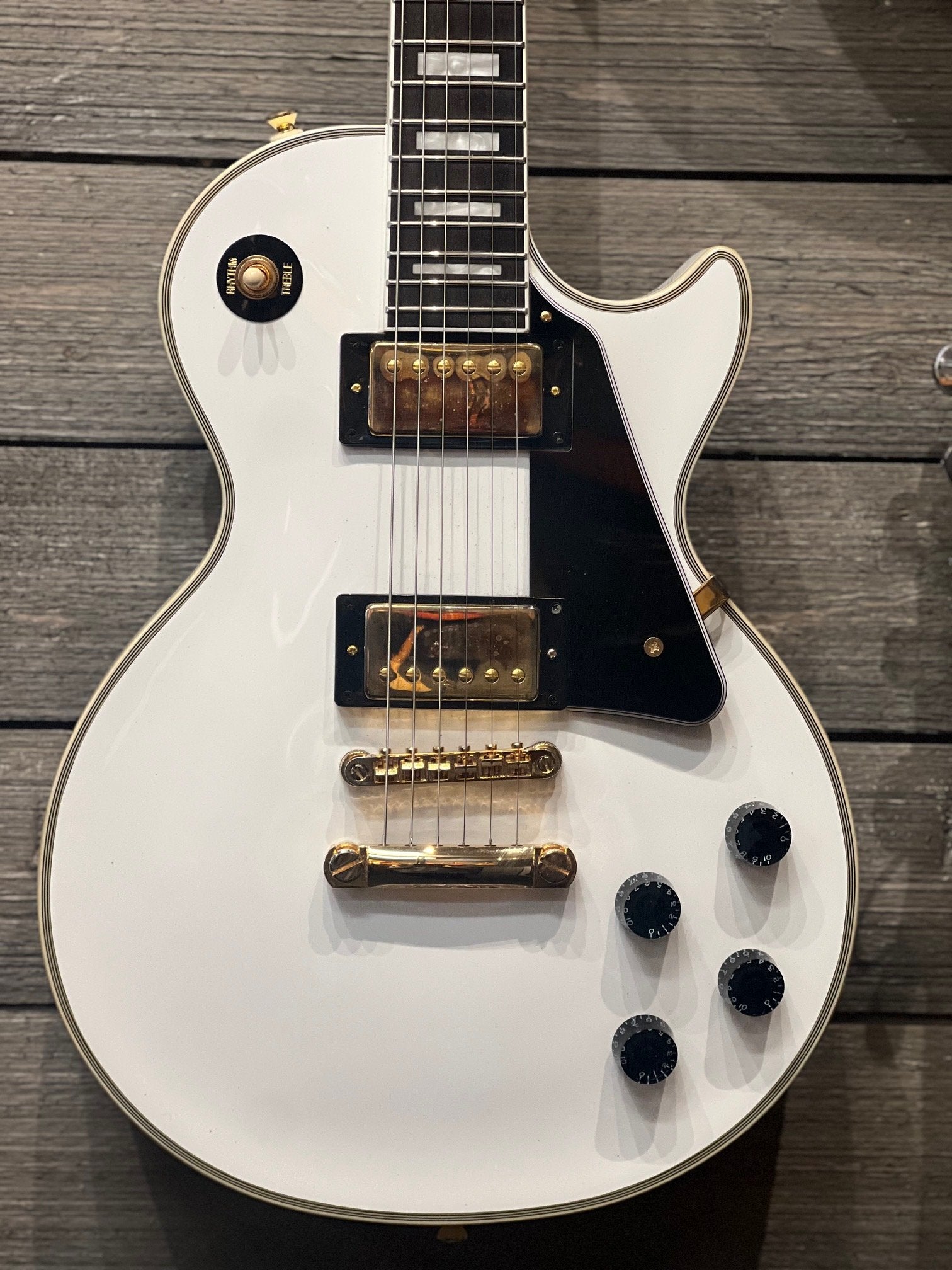 Epiphone Les Paul Custom, Alpine White with Gold Hardware