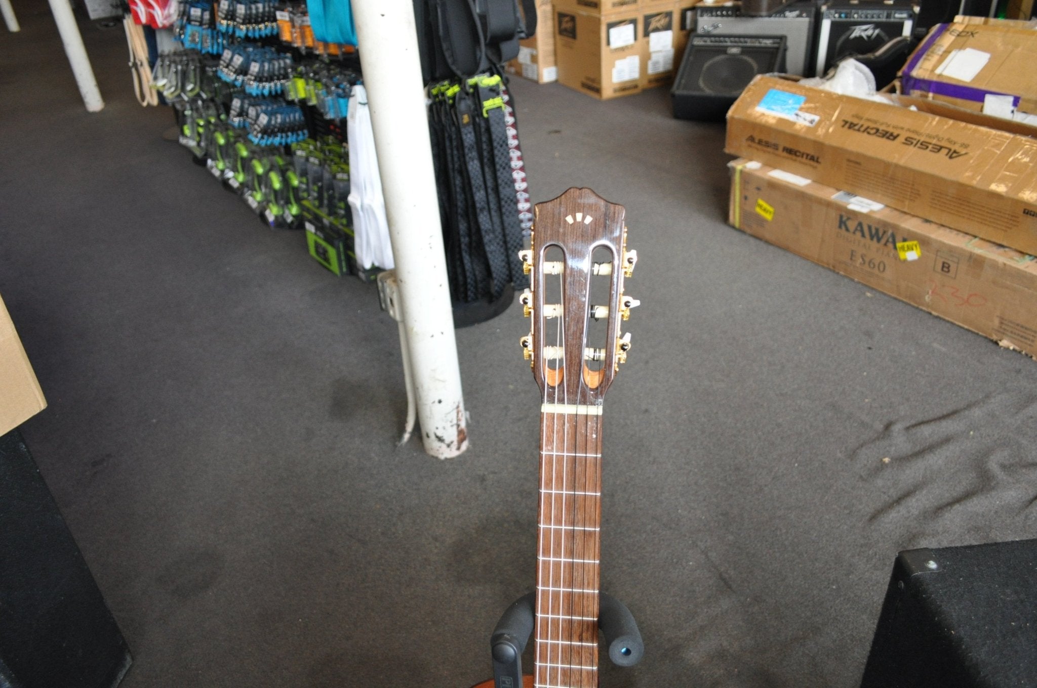 Cordoba 6 C5-CE CD Classical Acoustic Nylon String Guitar, Iberia Series, Right, Cedar, Cutaway Electric (Withouth Gig Bag)