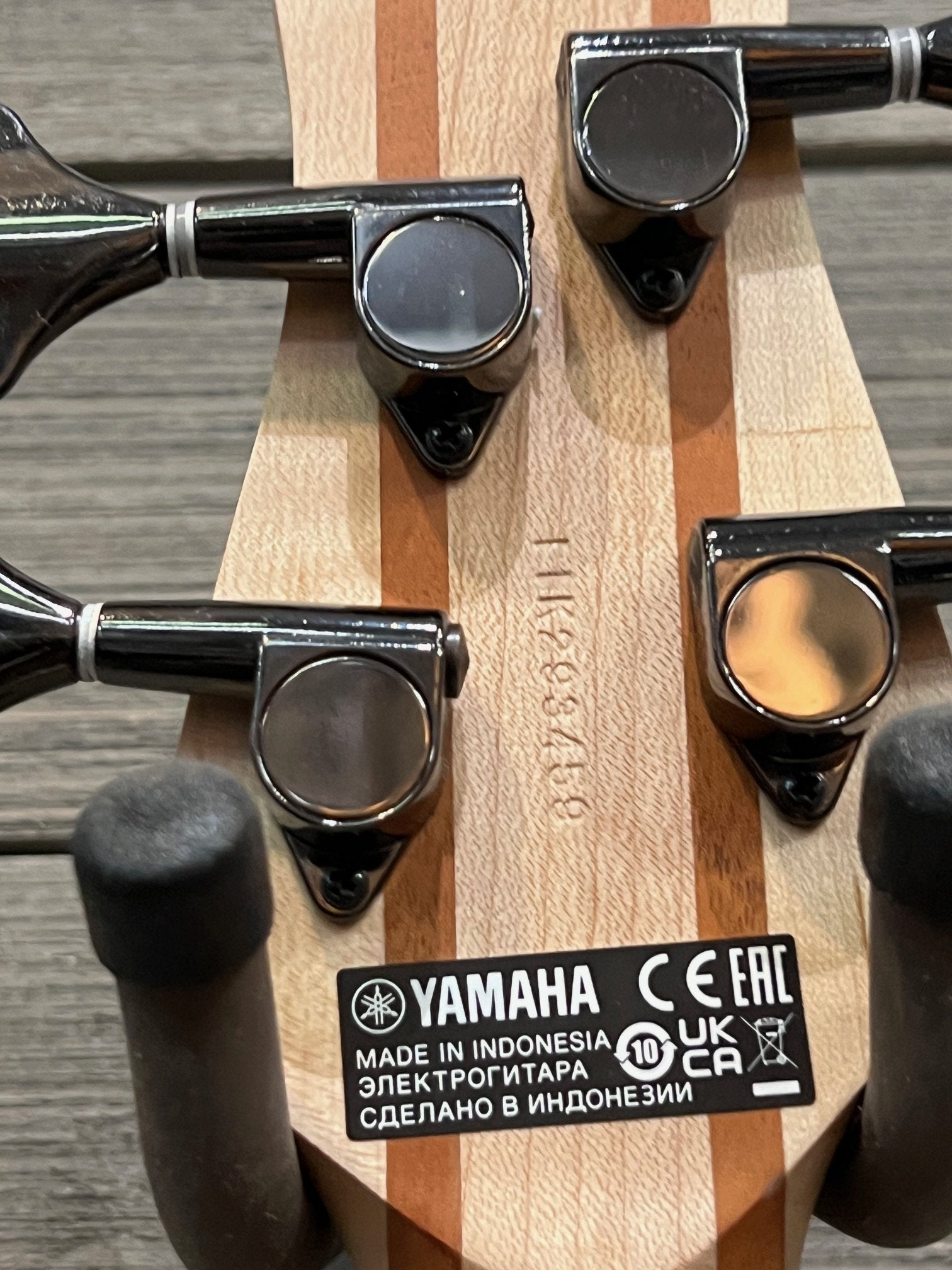 Yamaha 4 String Bass Guitar, Right Handed, White, (TRBX304 WH)