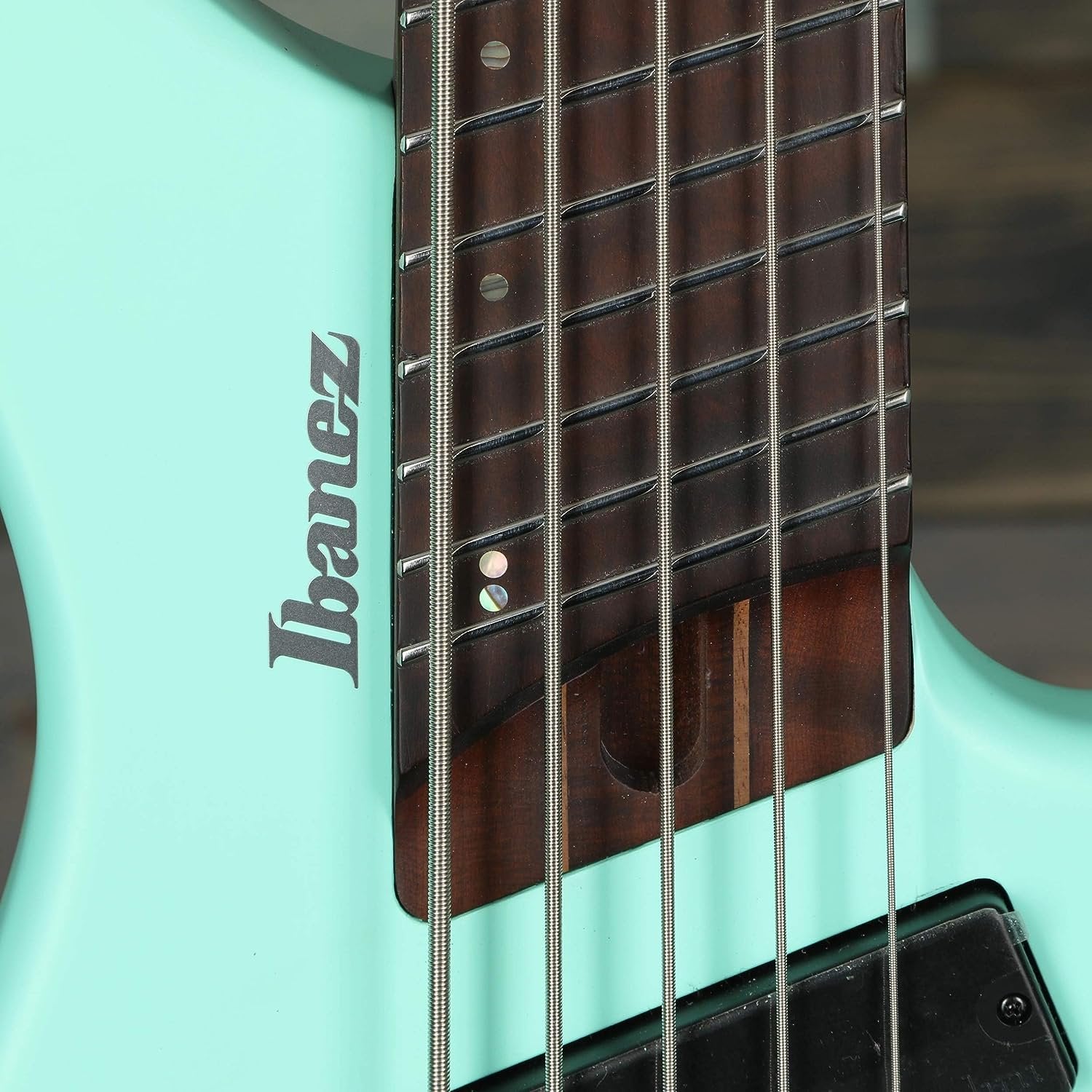 Ibanez EHB Headless Multi-Scale 5-String 24 Frets Bass Guitar Sea Foam Green Matte