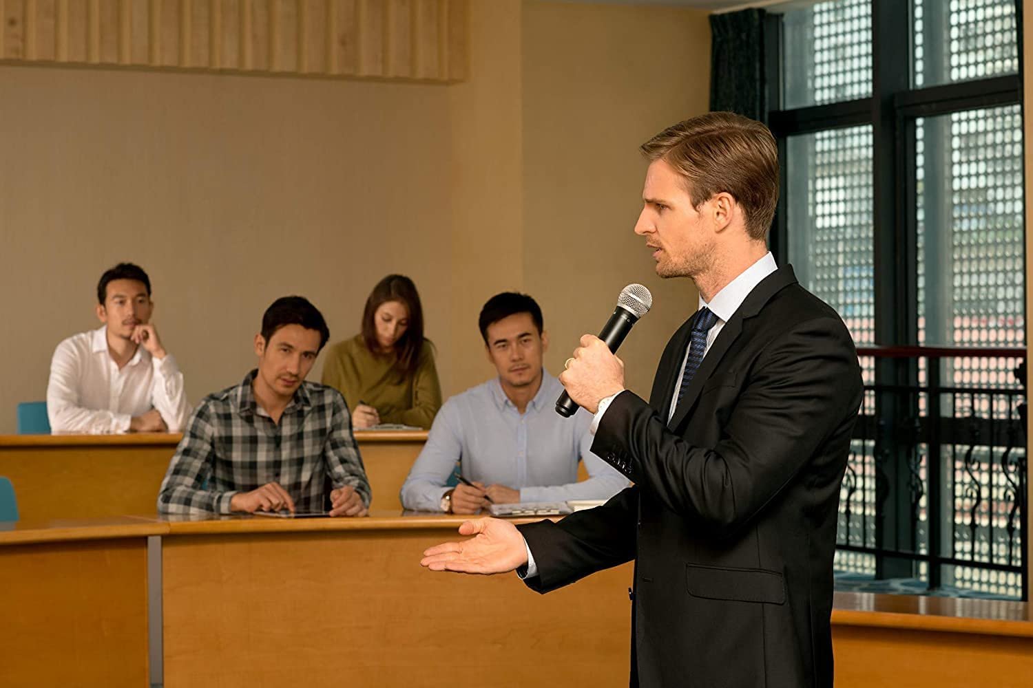 Shure BLX288/PG58 Wireless Microphone System for Two Performers with BLX88 Dual Channel Receiver and Two BLX2 Handheld Transmitters with PG58 Mic Capsules for Lead and Backup Vocals - H9 Band