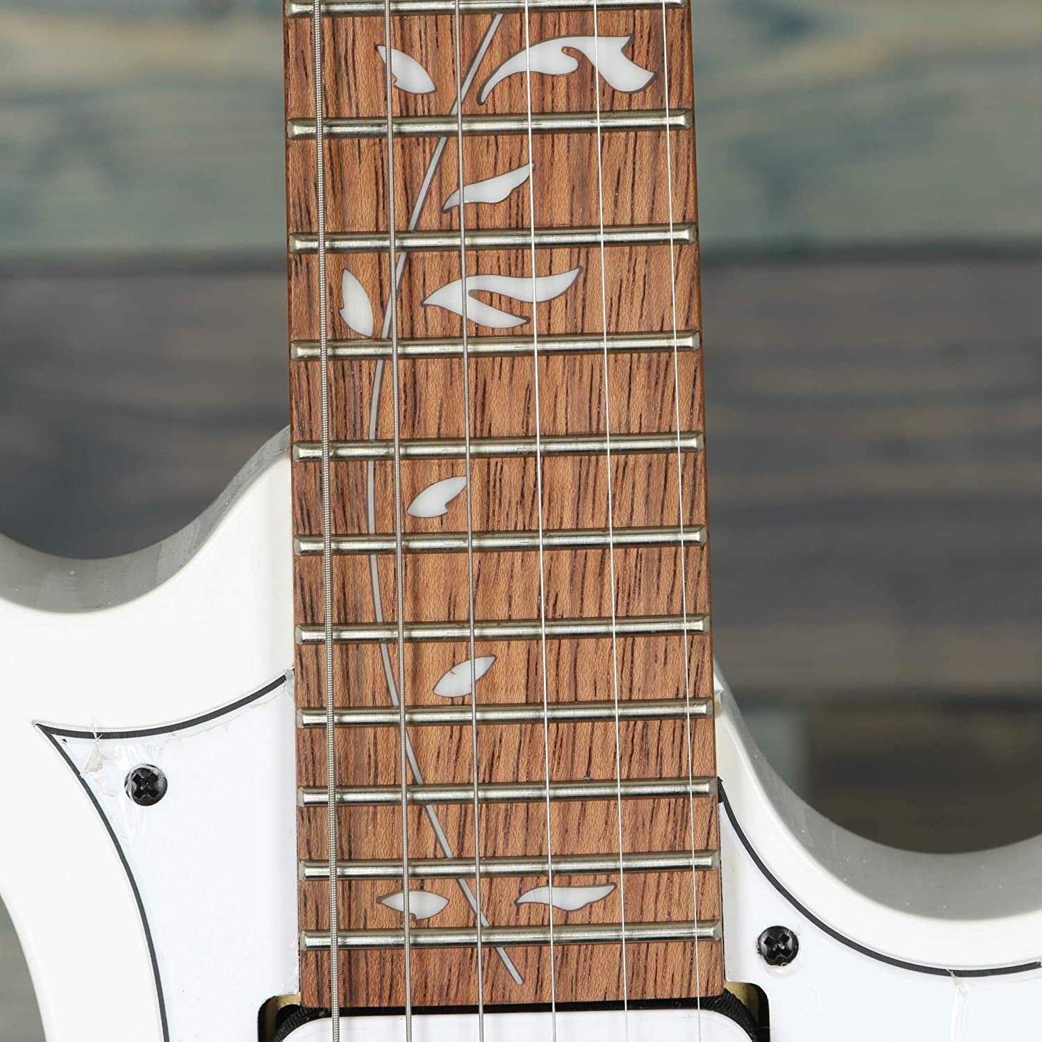 Ibanez JEMJRWH Steve Vai Signature 6-String Electric Guitar - White