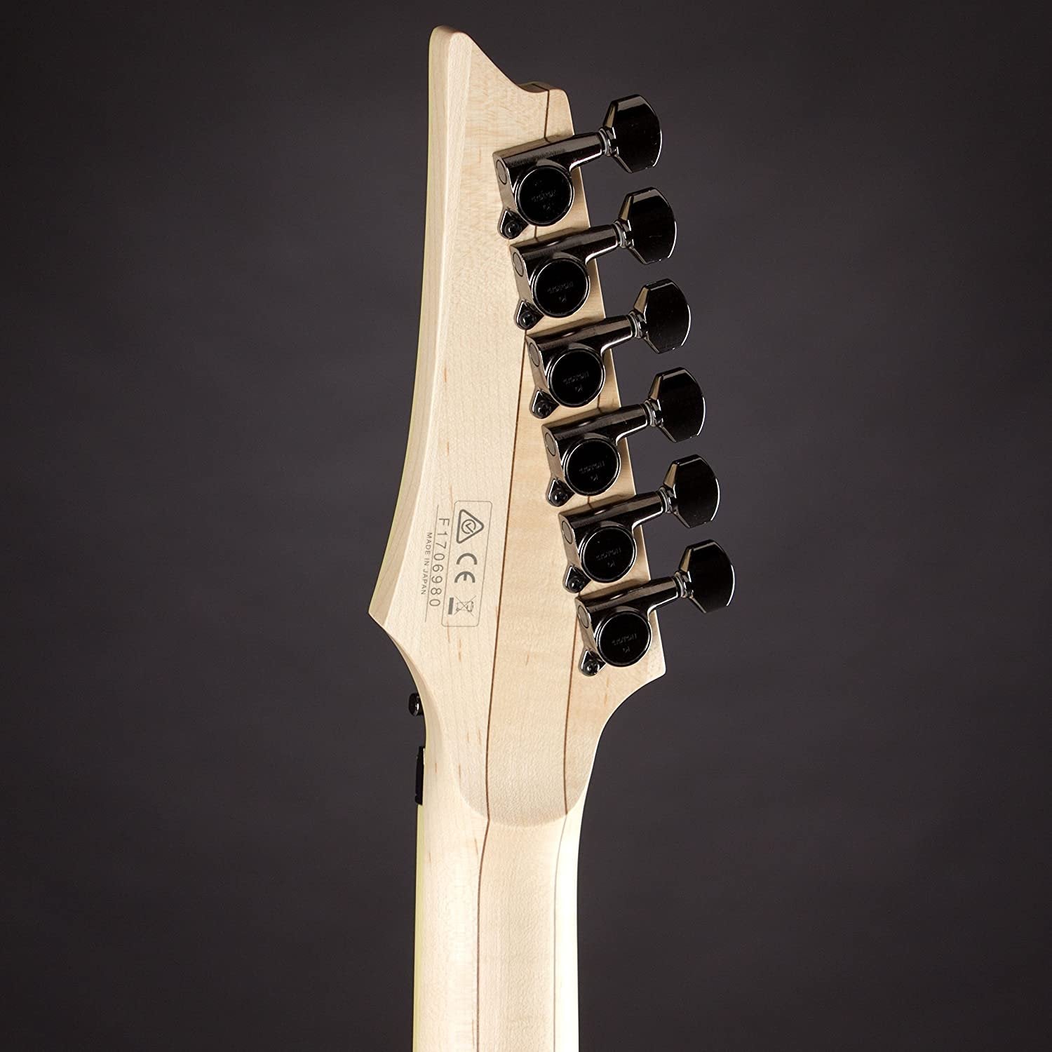 Ibanez RG652AHM RG Prestige 6-String Electric Guitar (Right-Hand, Antique White Blonde)