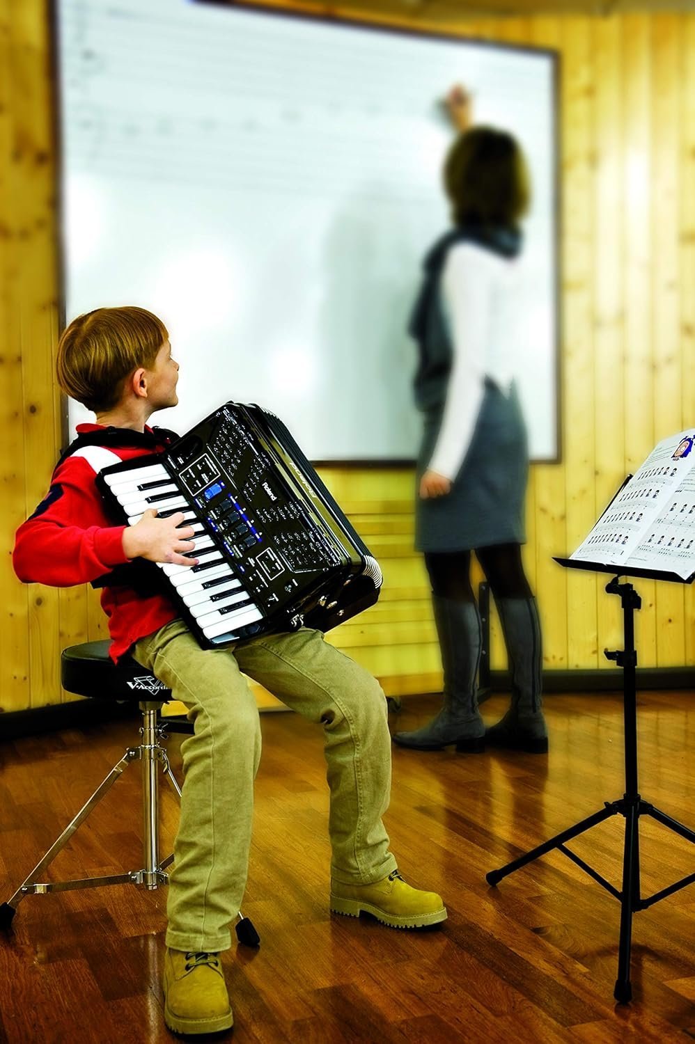 Roland FR-1X Premium V-Accordion Lite with 26 Piano Keys and Speakers, Black