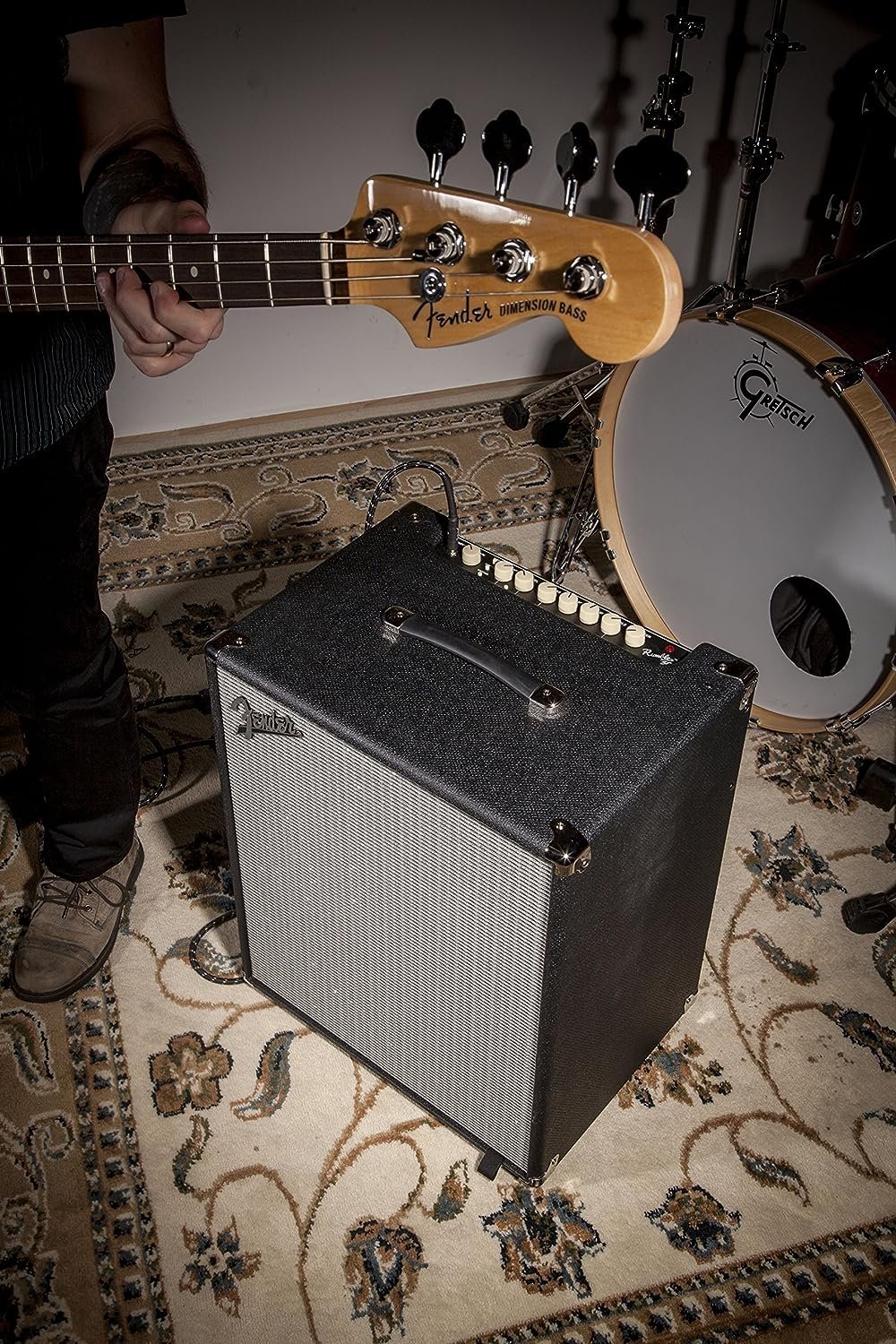Fender Rumble 500 V3 Bass Amp for Bass Guitar, 500 Watts, 2x10 Inch Eminence Speakers with Compression Horn, Overdrive Circuit, Tone Voicing, Effects Loop and Direct XLR Output