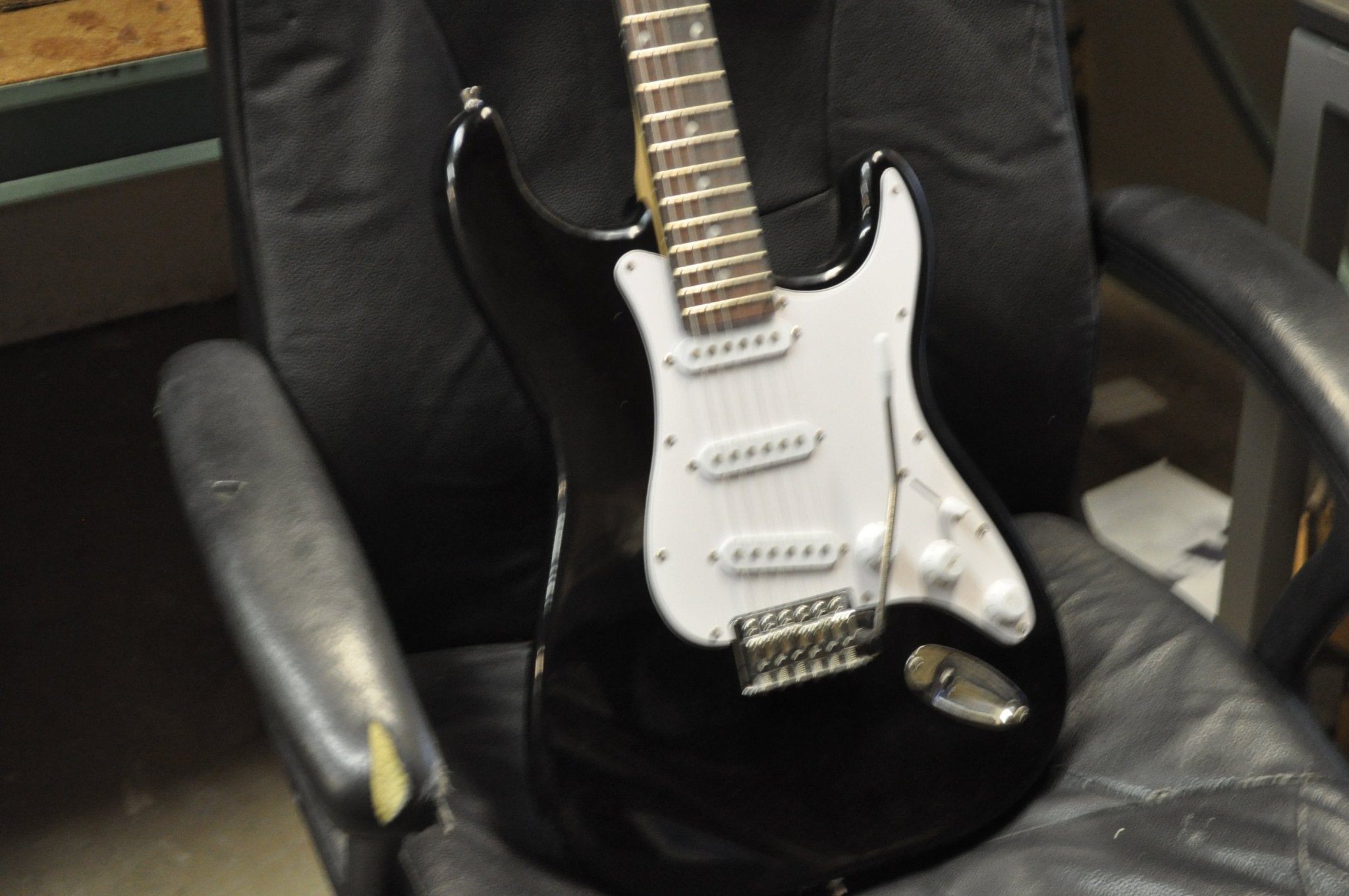 Rock Jam electric guitar