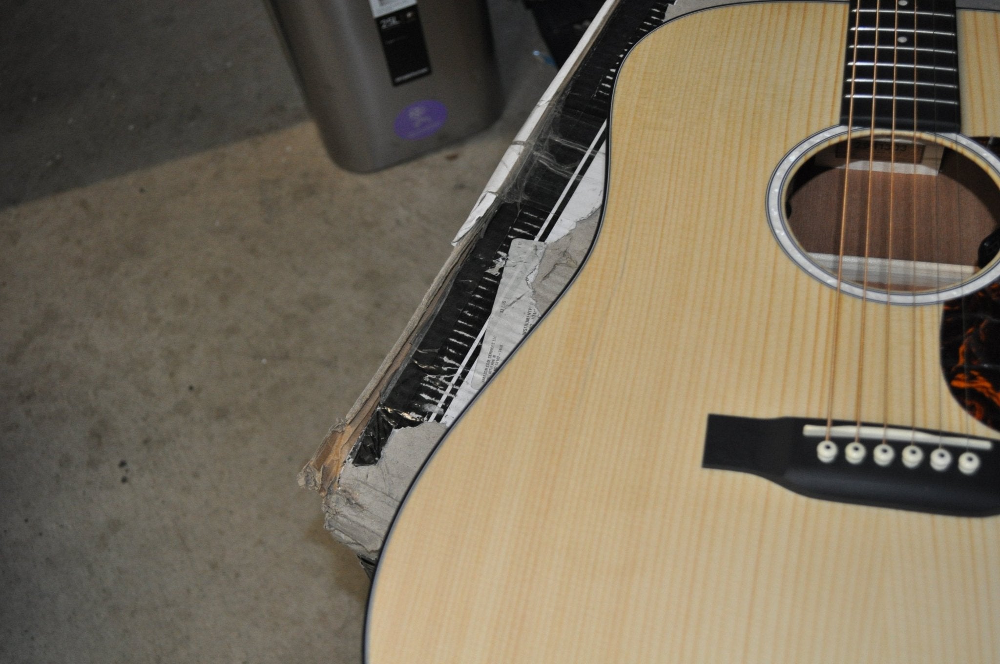 Martin D-10E Road Series - Natural Sitka Spruce