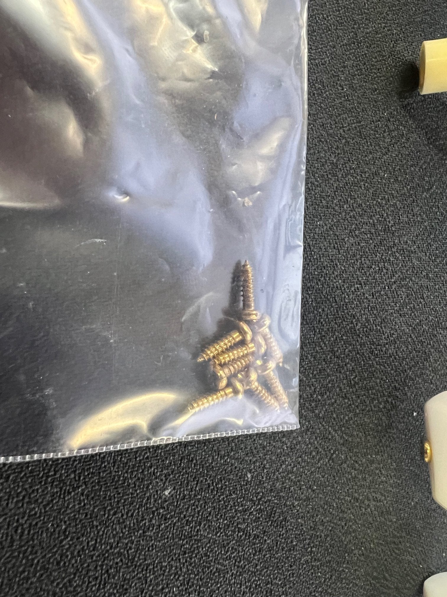 Cordoba Gold & Pearl Tuning Machines (Set) Bass + Treble