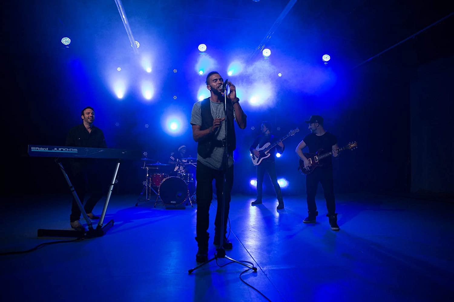 Roland JUNO-DS 88-Key Lightweight Weighted-Action Keyboard with Pro Sounds