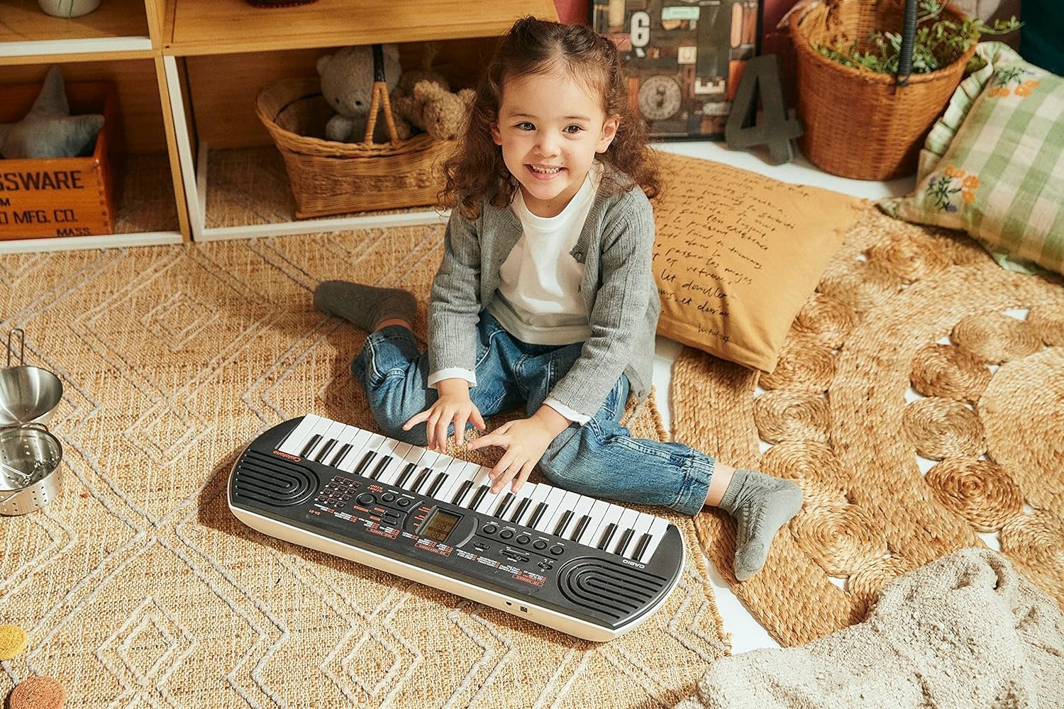 Casio SA-81 44 Key Portable Keyboard