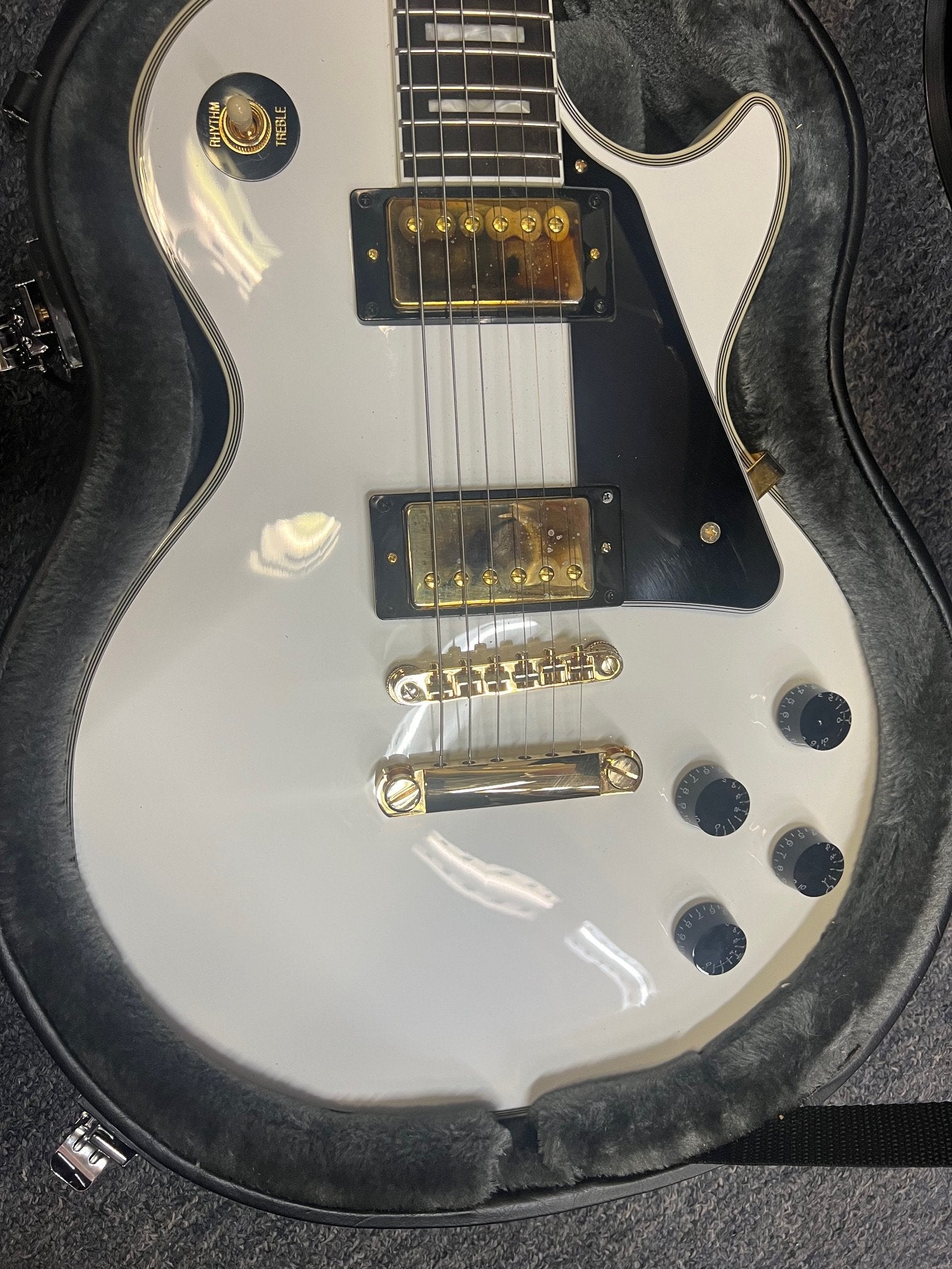 Epiphone Les Paul Custom, Alpine White with Gold Hardware