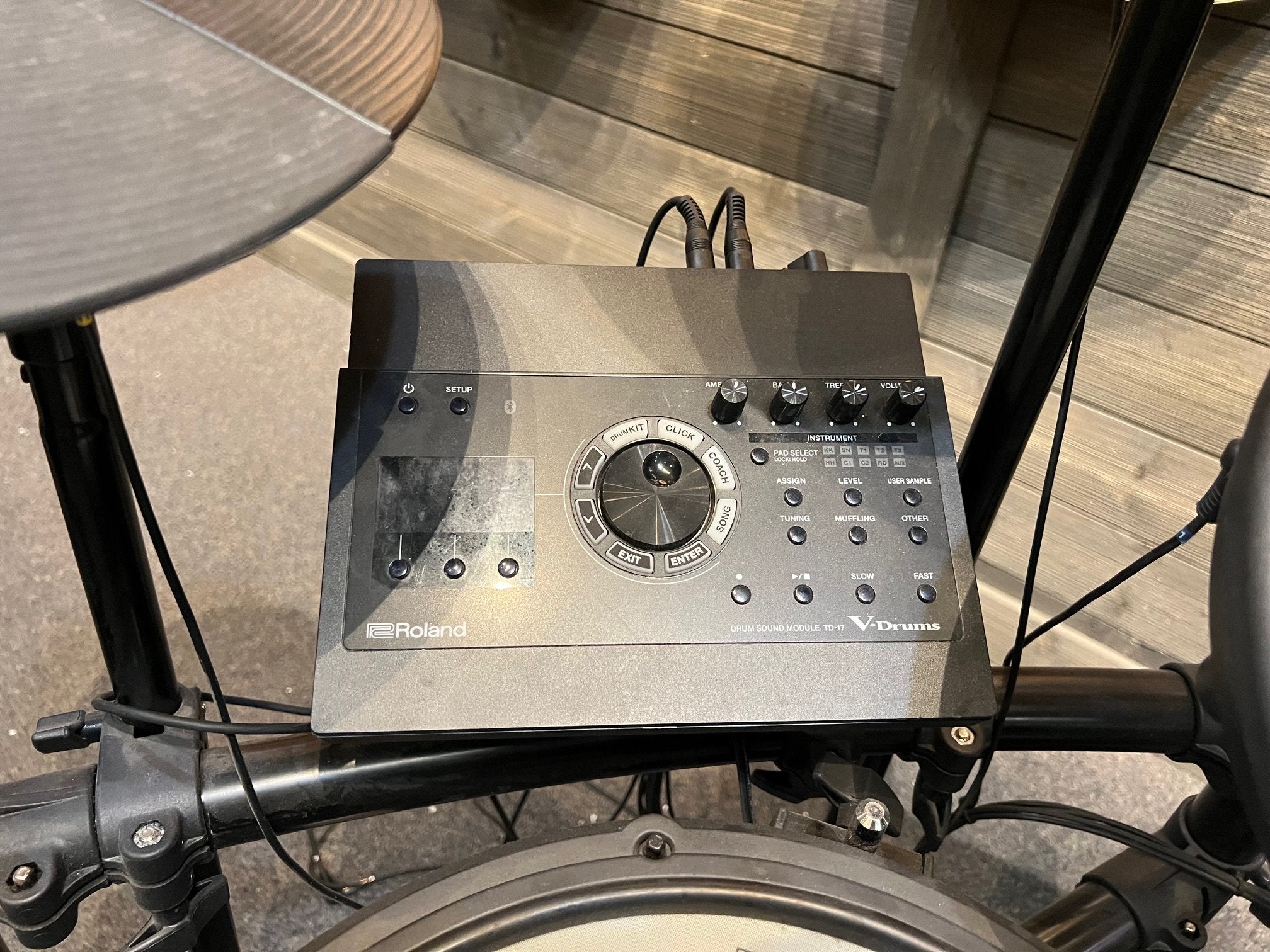 Roland TD-17KV2 V-Drums Kit