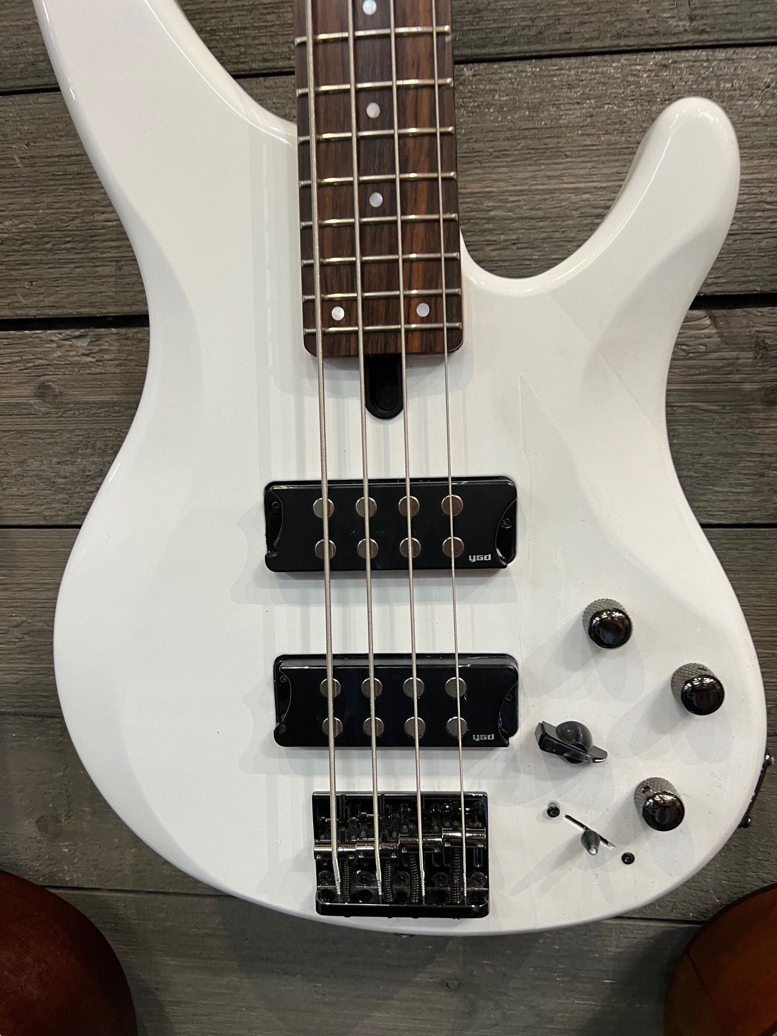 Yamaha 4 String Bass Guitar, Right Handed, White, (TRBX304 WH)