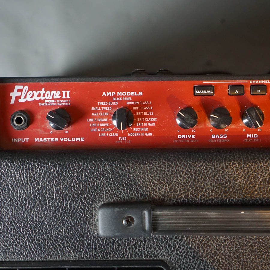Line 6 Flextone II Guitar Combo Amp 1X12