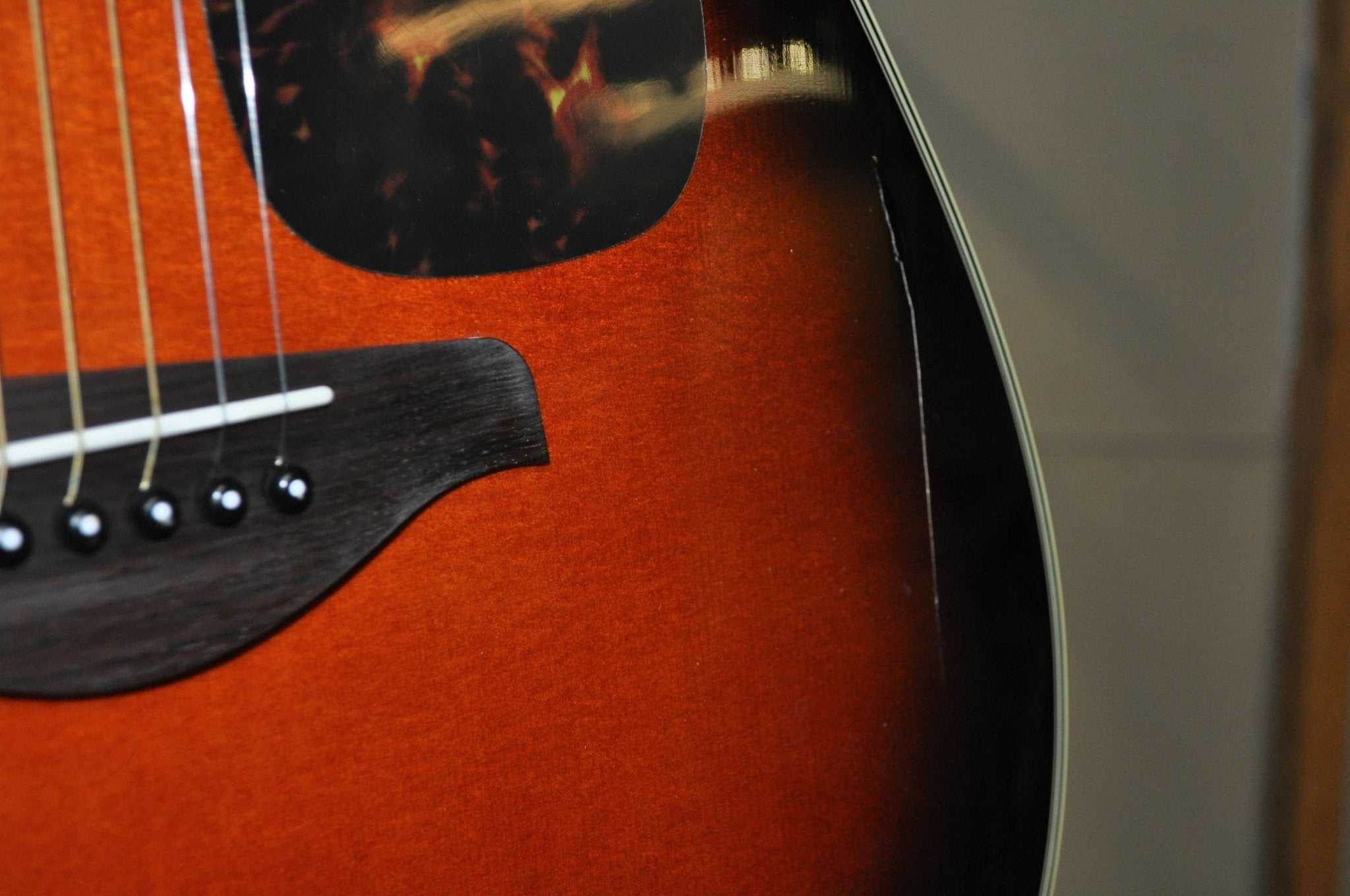 Yamaha FG830 Solid Top Acoustic Guitar, Tobacco Sunburst