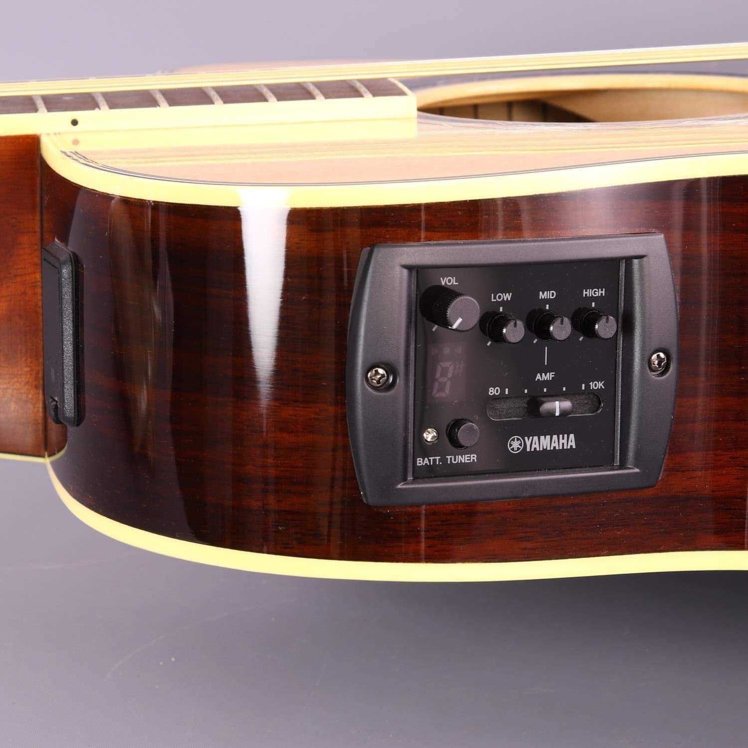 Yamaha FSX830C Small Body Solid Top Cutaway Acoustic-Electric Guitar, Natural